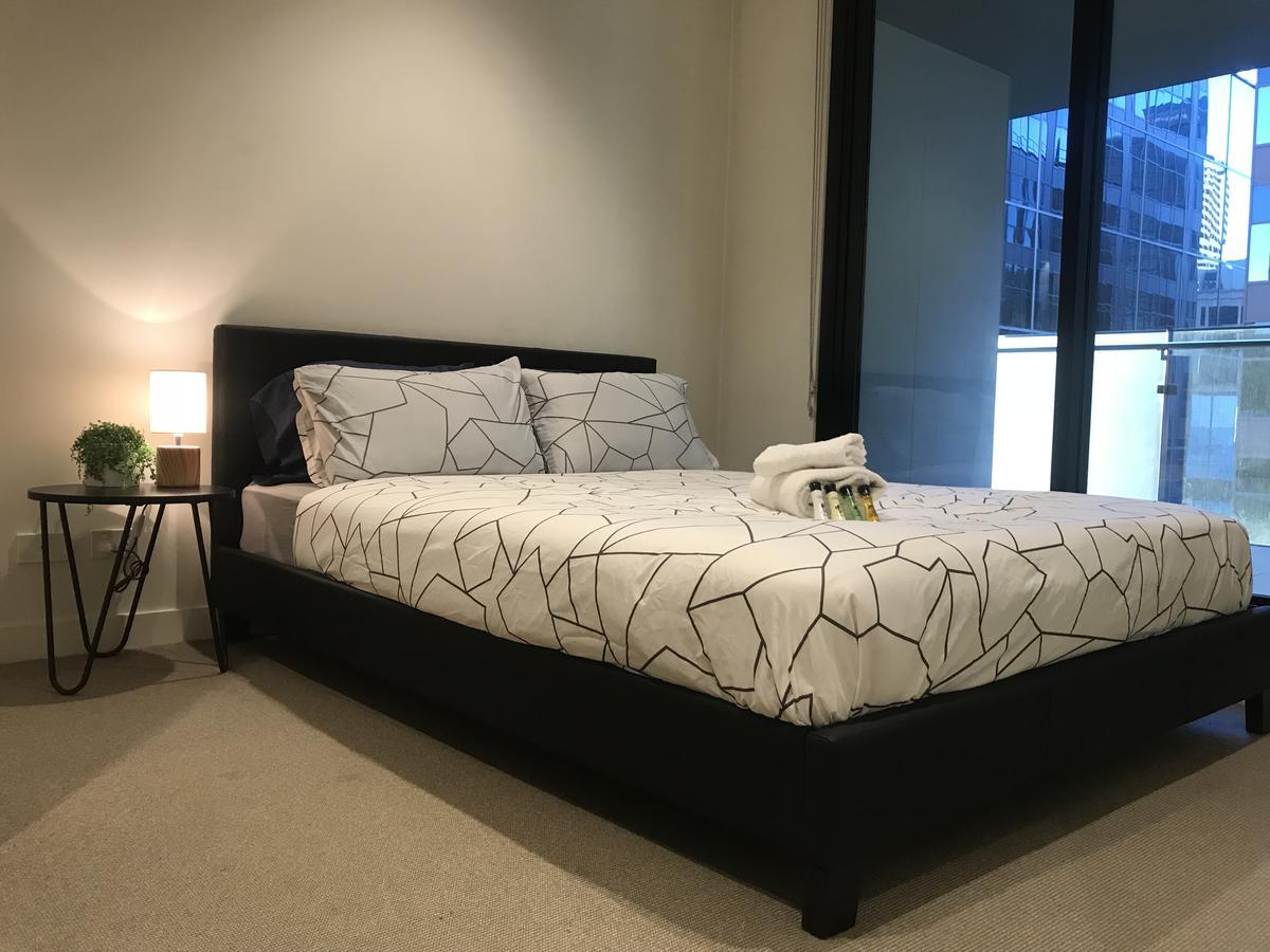 The William Suites Мелбърн Екстериор снимка
