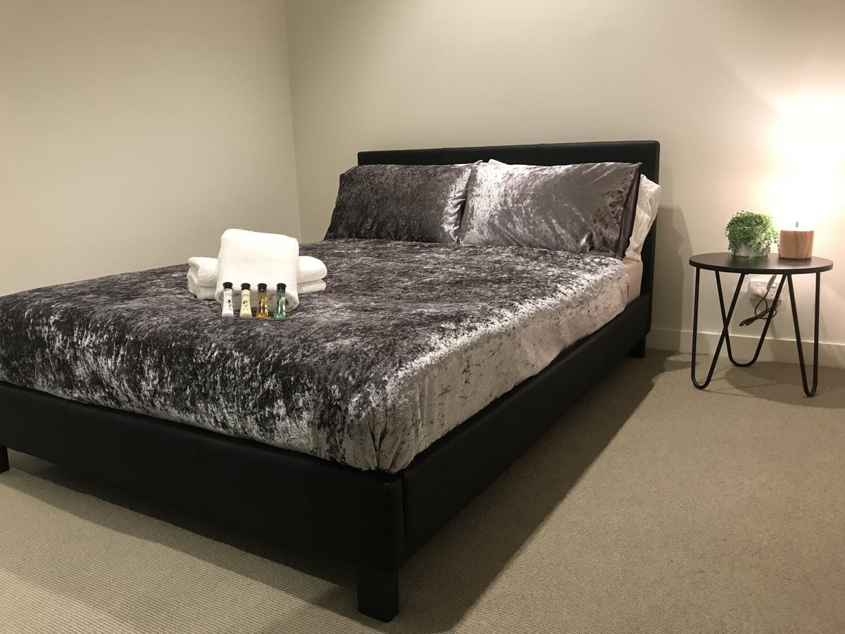 The William Suites Мелбърн Екстериор снимка