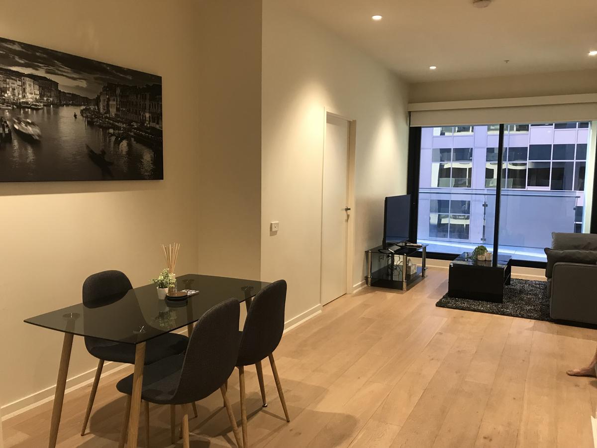 The William Suites Мелбърн Екстериор снимка