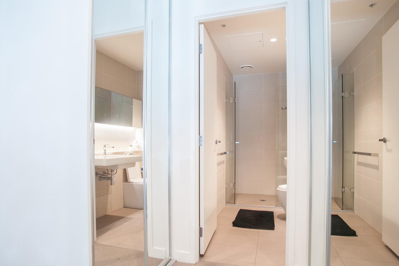 The William Suites Мелбърн Екстериор снимка